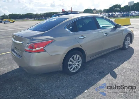 2015 Nissan Altima 2.5 S из США, поврежденный, VIN 1N4AL3AP4FC184476